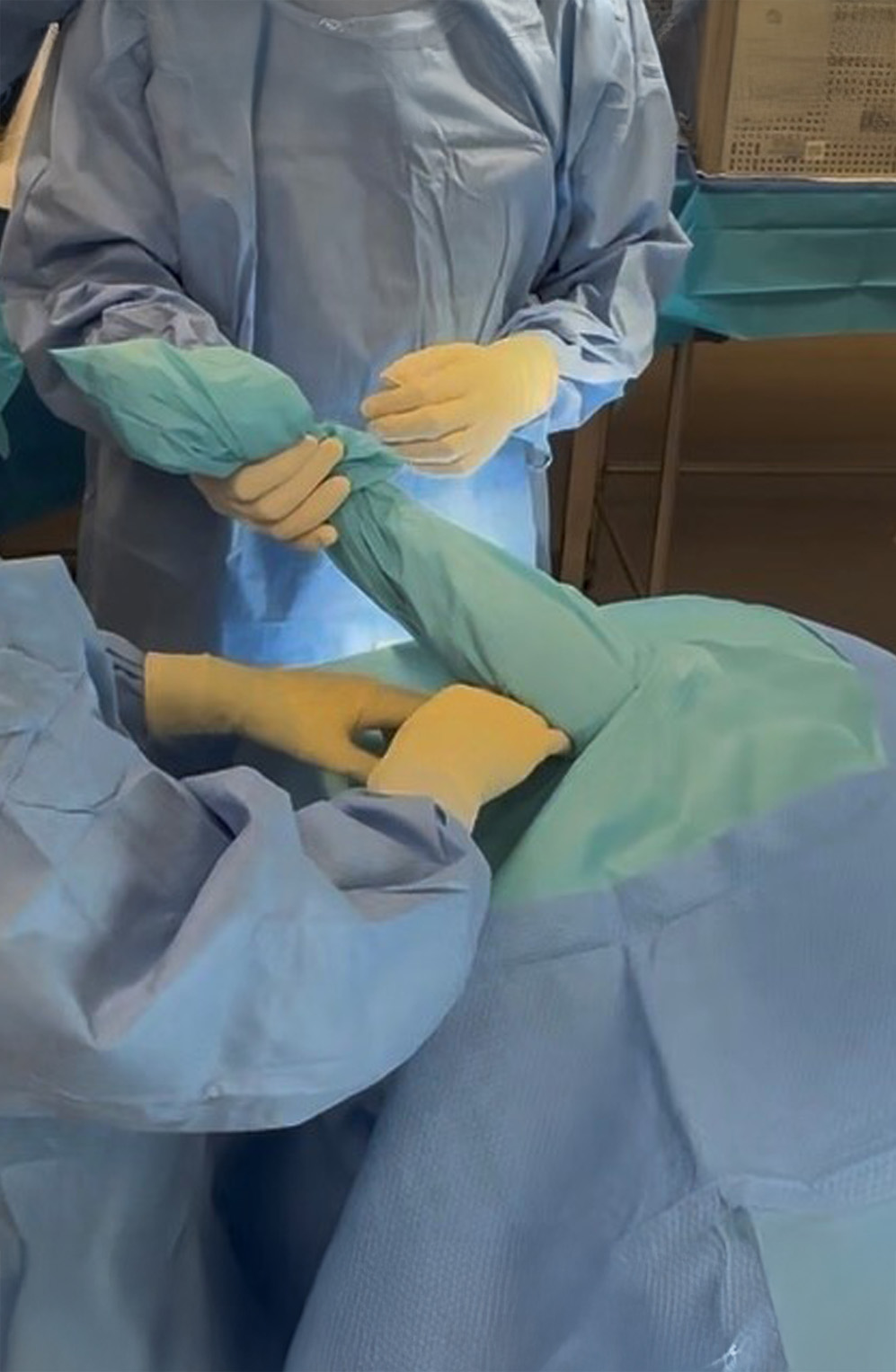 Bilateral knee drape from AHS